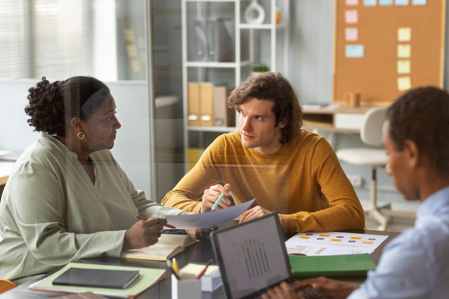 Fluxo com Validação Humana